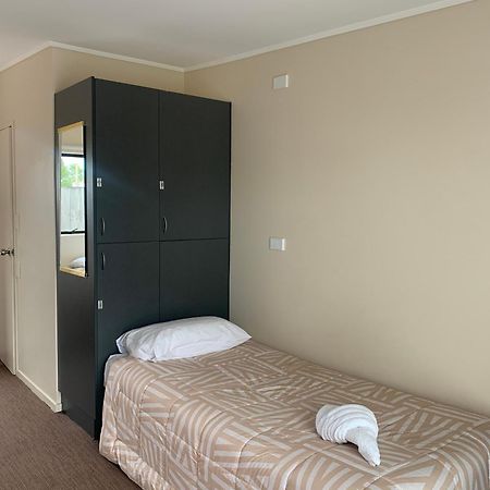 Beachcomber Lodge & Backpacker Kaitaia Buitenkant foto