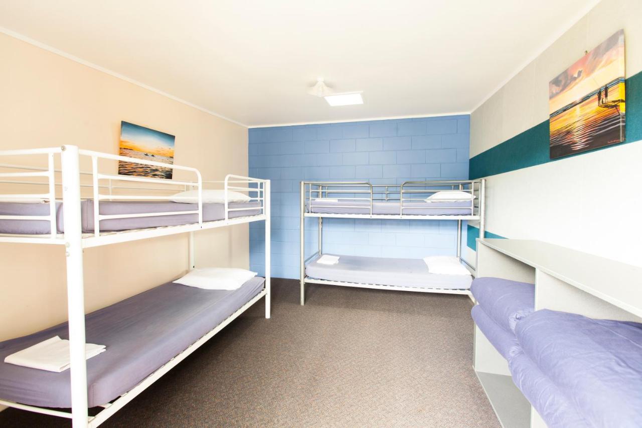 Beachcomber Lodge & Backpacker Kaitaia Buitenkant foto